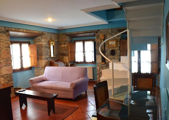 Complejo Turístico Quinta La Espadaña 4*