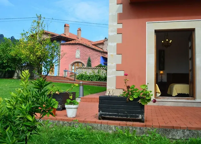 Apartahotel Complejo Turístico Quinta La Espadaña 4*